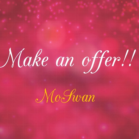 Meet your Posher, Monica - Picture 2 of 2